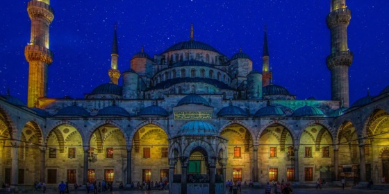 The famous Sultan Ahmed Mosque of Istanbul