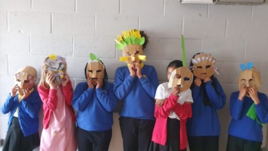 Children in masks